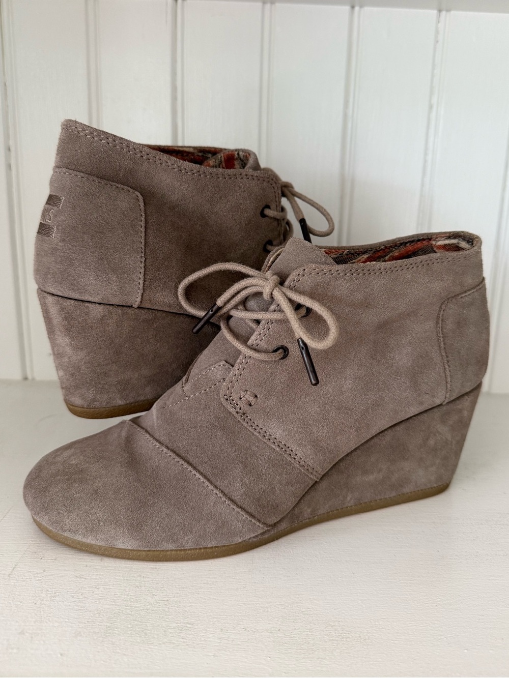 TOMS Wedge Ankle Booties - Suede Desert